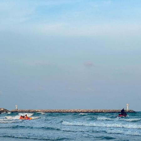 Sea&Mountain View,5 Mins Walk To Famous Beach With King Size Bed HHQ Zewnętrze zdjęcie