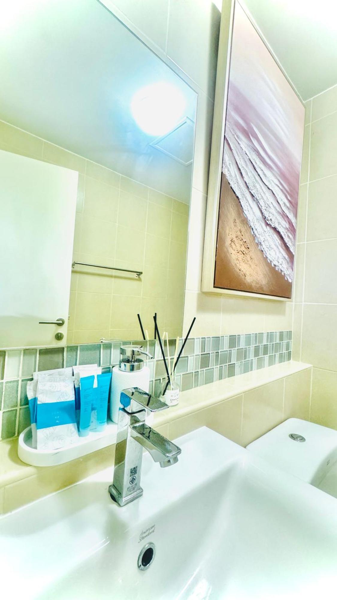 Sea&Mountain View,5 Mins Walk To Famous Beach With King Size Bed HHQ Zewnętrze zdjęcie
