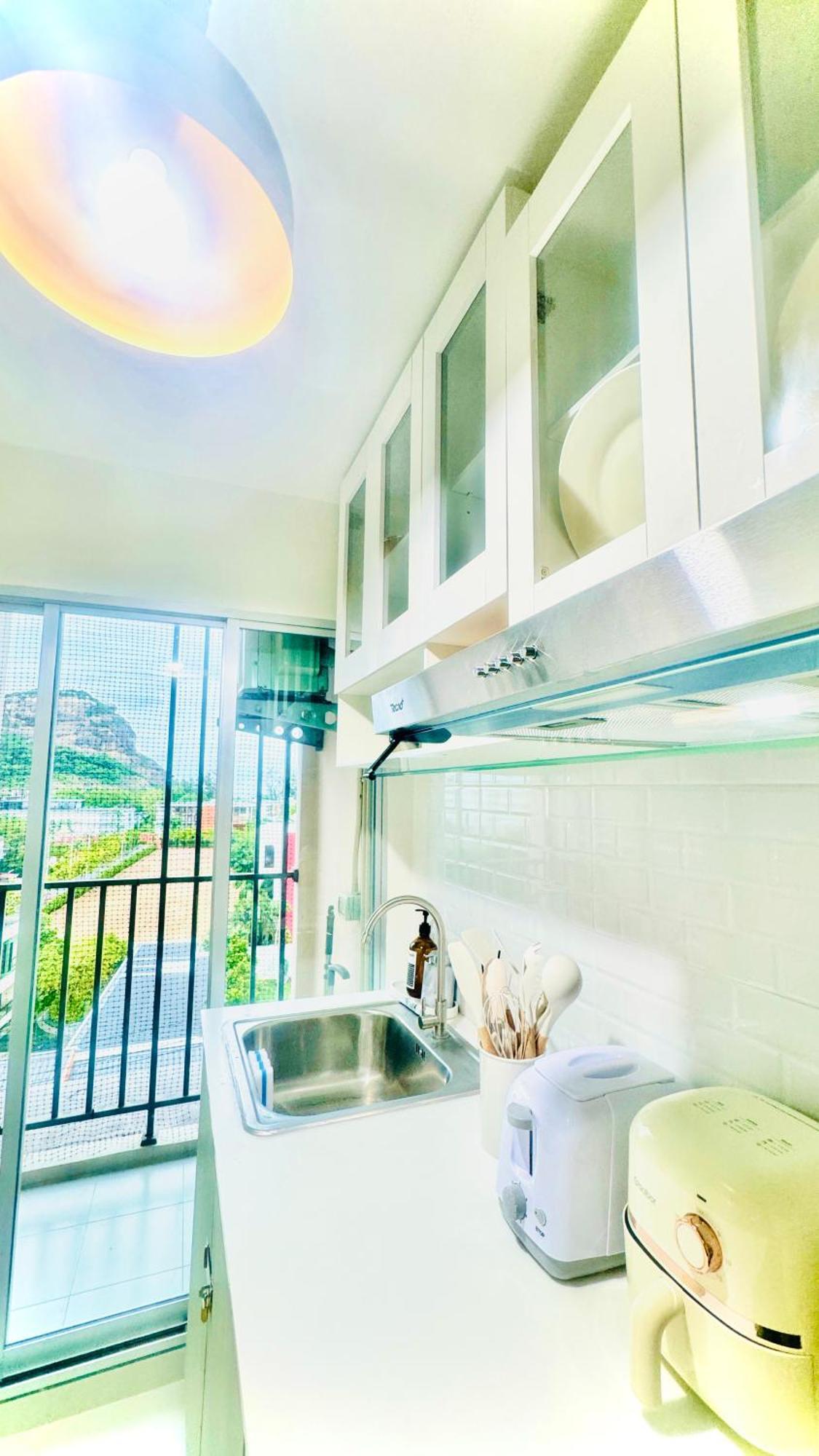 Sea&Mountain View,5 Mins Walk To Famous Beach With King Size Bed HHQ Zewnętrze zdjęcie