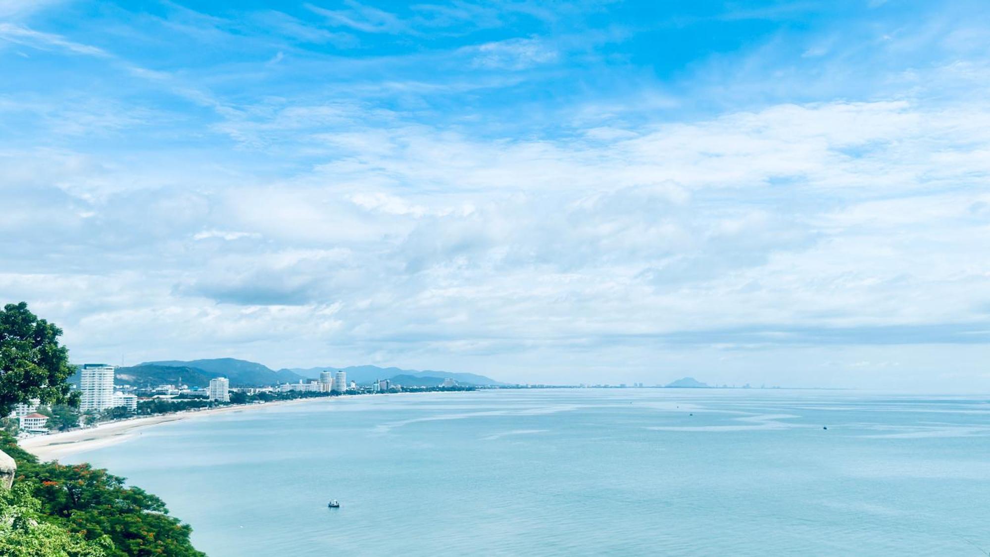 Sea&Mountain View,5 Mins Walk To Famous Beach With King Size Bed HHQ Zewnętrze zdjęcie