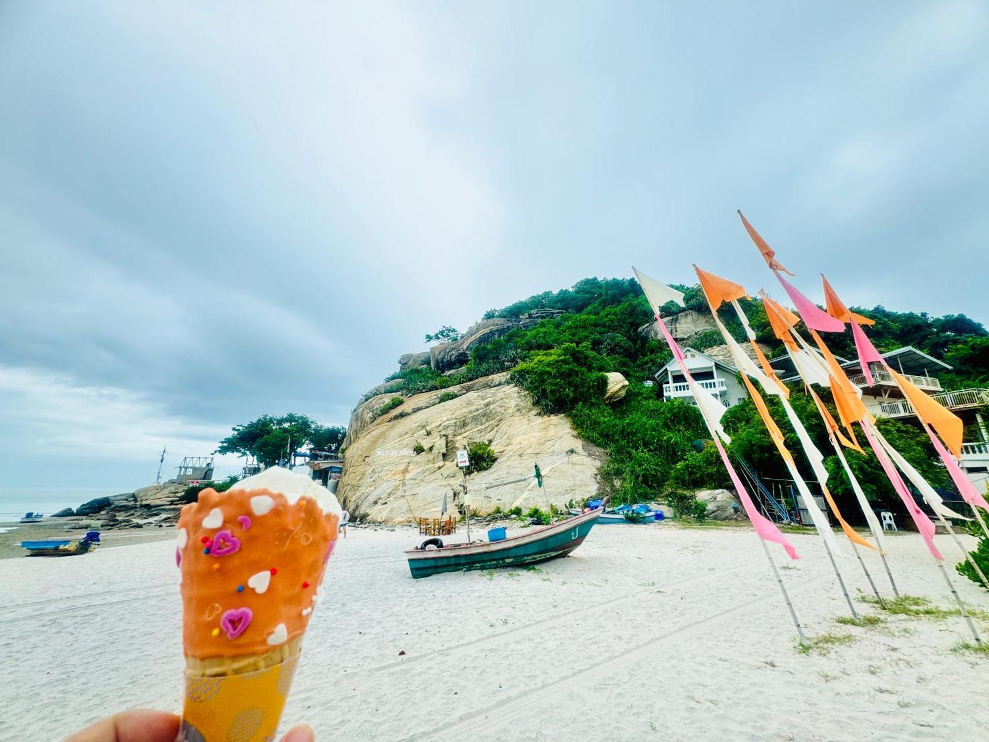 Sea&Mountain View,5 Mins Walk To Famous Beach With King Size Bed HHQ Zewnętrze zdjęcie